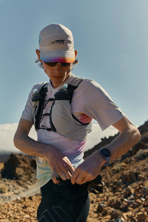 Soar Running: Men's Trail Race Pack - White