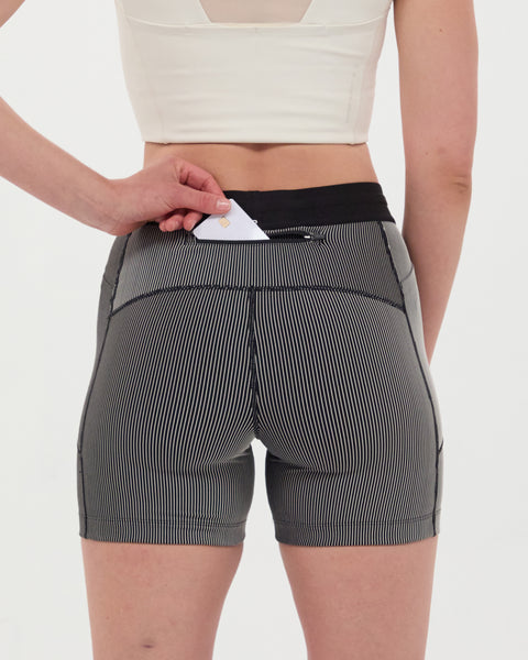 Bandit Running: Striped Cadence 5" Compression - Black/Chalk