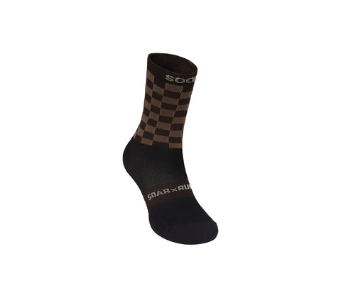 SOAR Running: Square Crew Sock - Black - HEATWAVE
