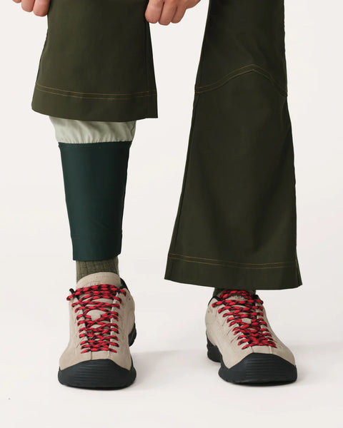 Hikerkind: Kick Flare Trouser 01 - Phyllis