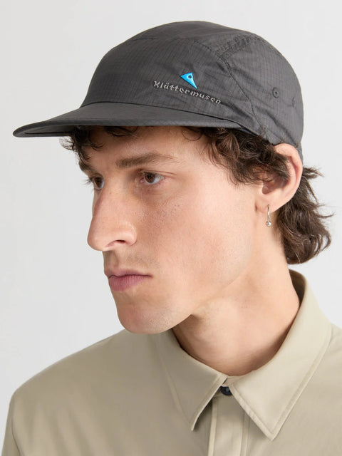 Klättermusen: Ansur Five Panel Cap - Raven Black