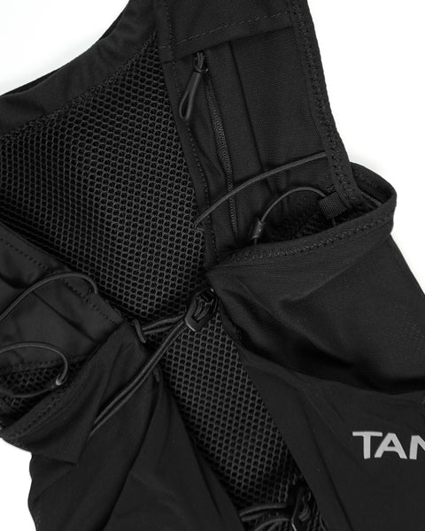Tantrums: Crest 6 - Black