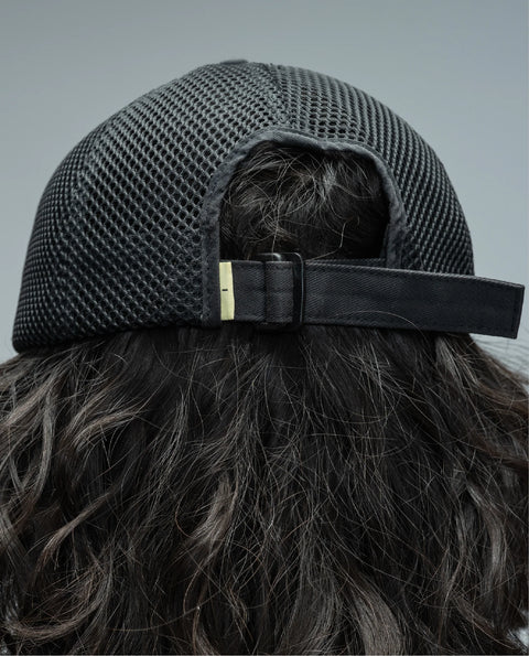 Hermanos Koumori: Mesh Trucker - Black
