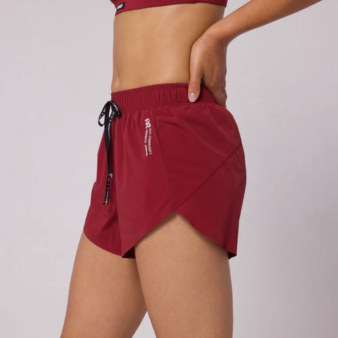 Bandit Running: Women's Vento 4" Short - Cherry