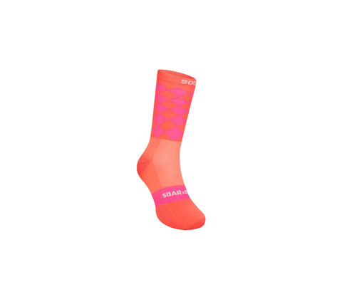 SOAR Running: Diamond Crew Sock - Fluro Coral/Fluro Pink
