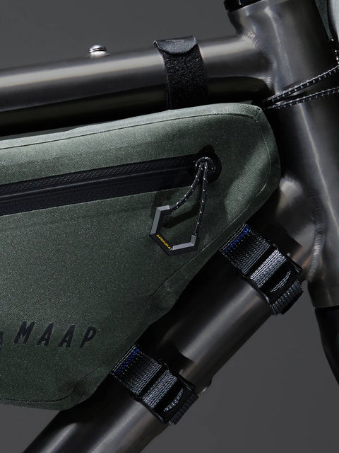 Maap x Apidura: Frame Pack 4L - Loam - HEATWAVE - Maap x Apidura: Frame Pack 4L - Loam