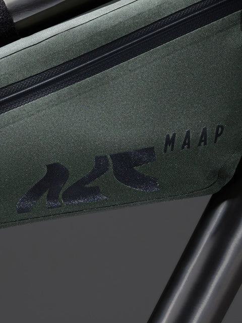 Maap x Apidura: Frame Pack 4L - Loam - HEATWAVE - Maap x Apidura: Frame Pack 4L - Loam