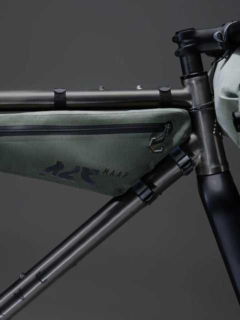 Maap x Apidura: Frame Pack 4L - Loam - HEATWAVE - Maap x Apidura: Frame Pack 4L - Loam