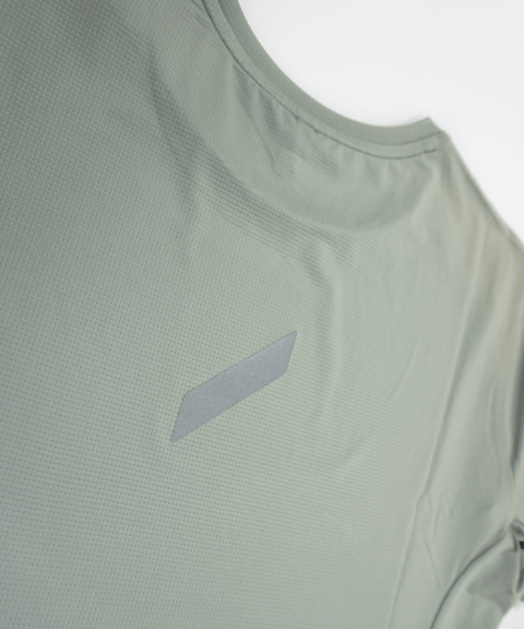 SOAR Running: Women's Eco Tech Tee - Shadow - HEATWAVE - SOAR Running: Women's Eco Tech Tee - Shadow - HEATWAVE - SOAR Running: Women's Eco Tech Tee - Shadow